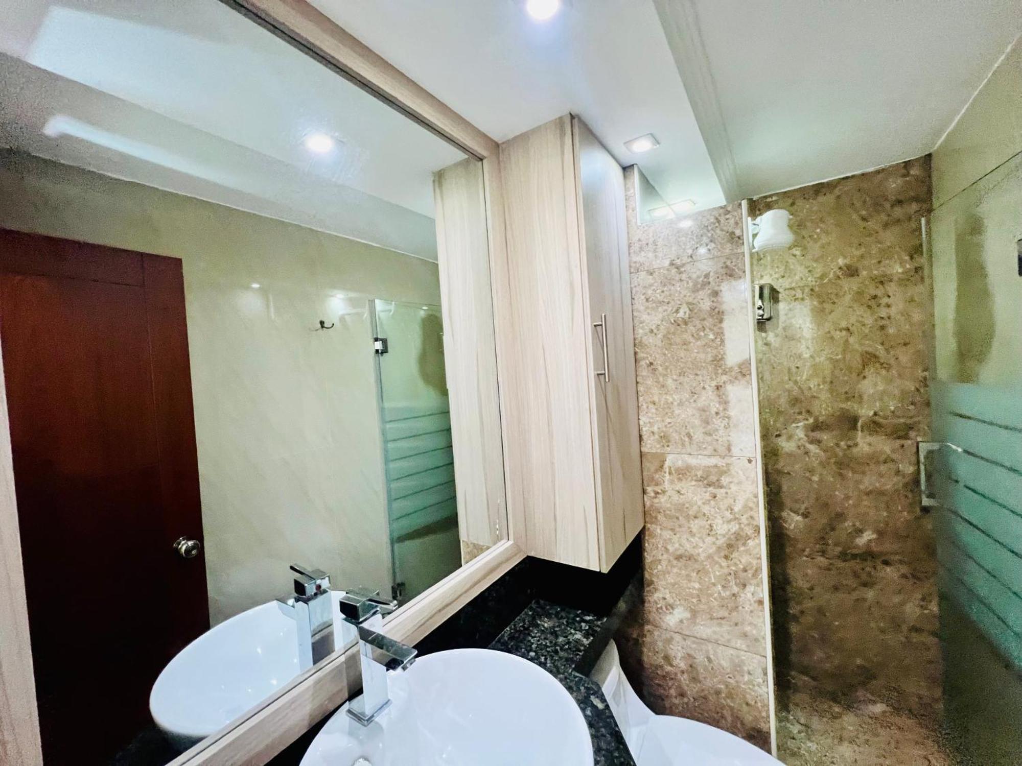 Sol Y Confort Suites Machala Bagian luar foto